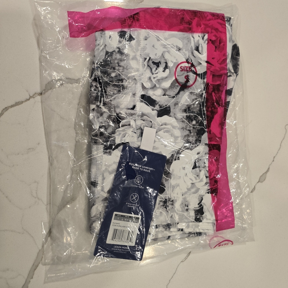 NWT Balance Collection Marika Black and White Floral Leggings